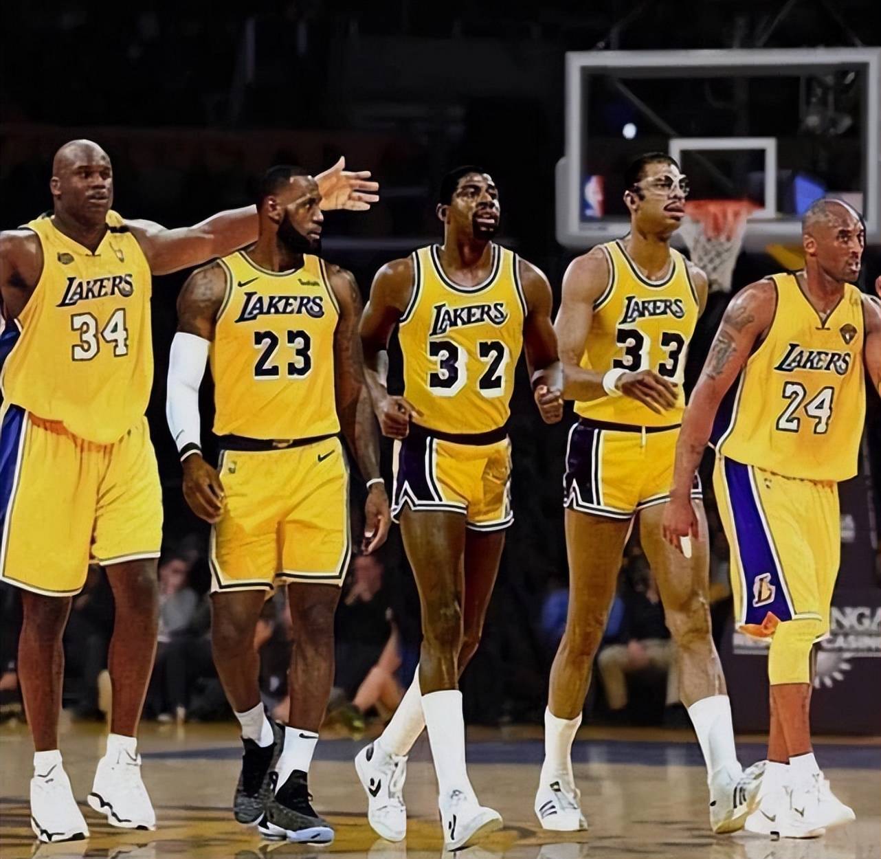 琼斯：我们一直都支持斯洛特，萨拉赫的情况轮不到我点评（琼斯：我们始终力挺斯洛特，萨拉赫的事我不予置评）