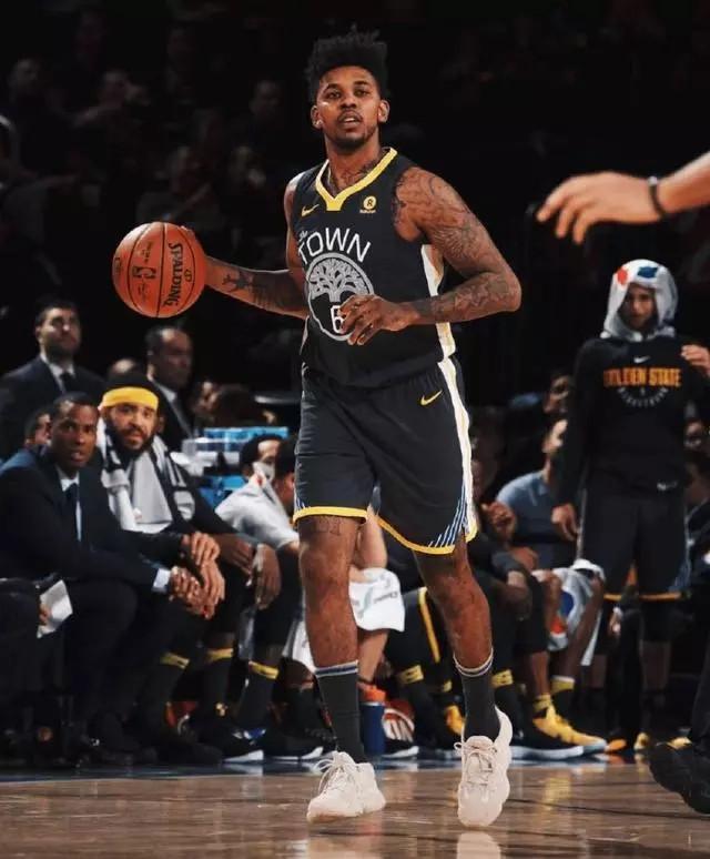 马尔基西奥质疑伊尔迪兹被换下：我绝不会把他换下，他太重要（马尔基西奥质疑换下伊尔迪兹：他太关键，我绝不会这么做）