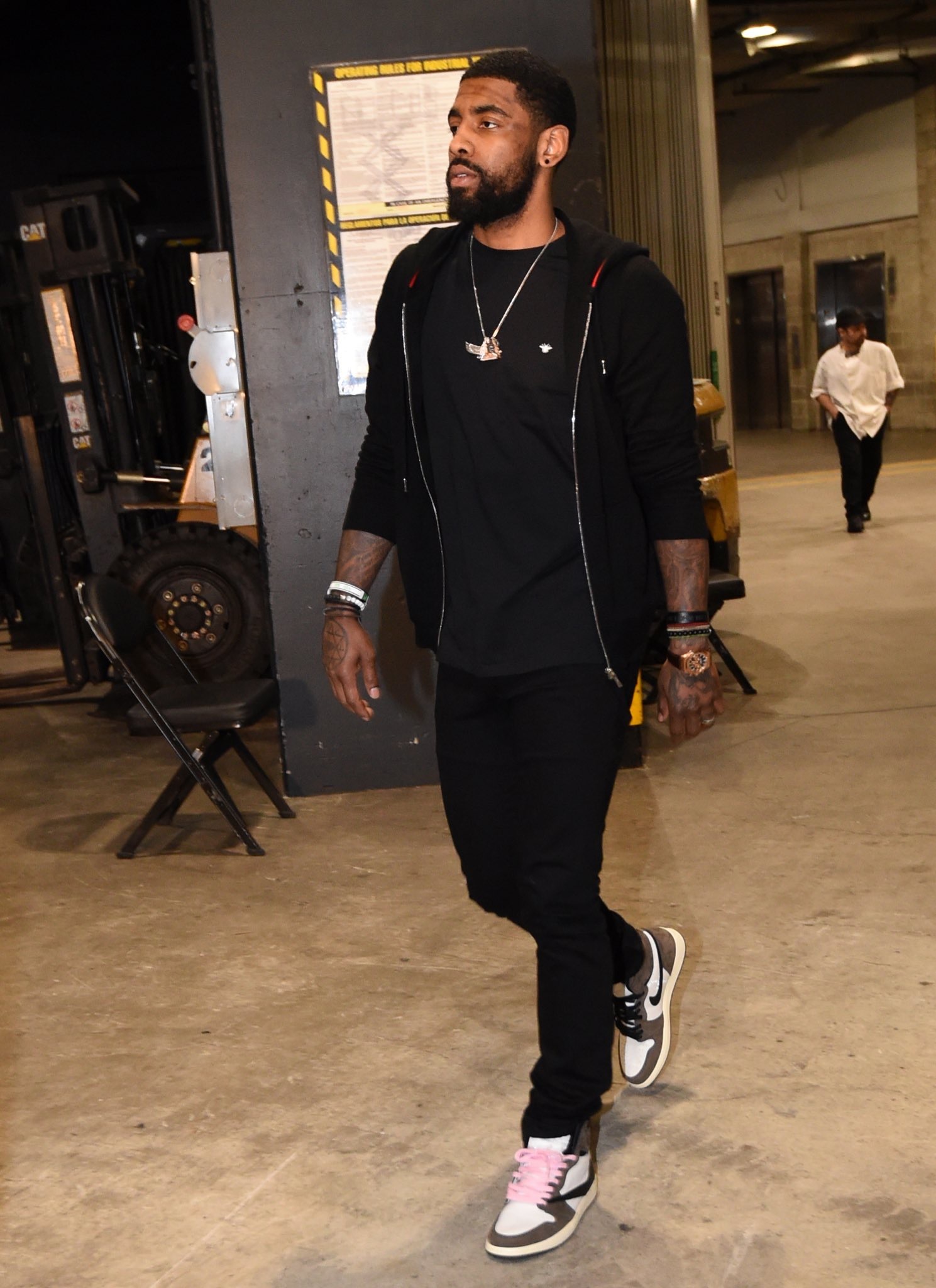 绝杀阿森纳＋斩获联赛5连胜＋跃居积分榜第2位＋各项赛事7连胜！（补时绝杀阿森纳，联赛5连胜在手，积分榜升至第2，各项赛事收获7连胜）