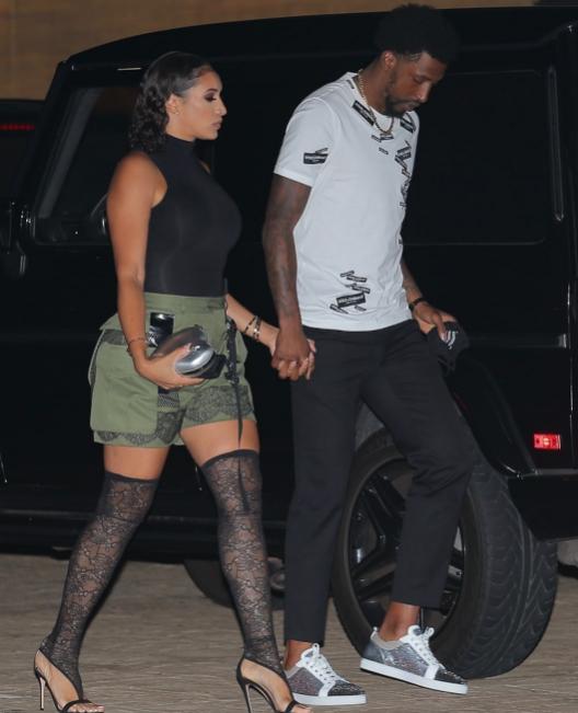 拉文状态回暖半场14分＆穆雷14分，国王半场落后11分（拉文手感回升半场14分，穆雷同取14分；国王半场落后11分）