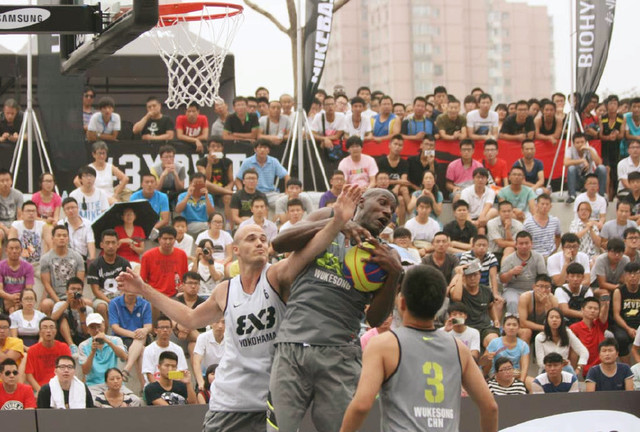 欧冠联赛淘汰赛精彩瞬间回顾（欧冠淘汰赛高光时刻集锦）