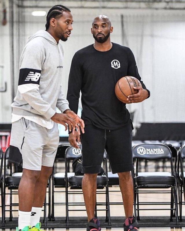 加纳乔：我不后悔离开曼联的方式，来这里是为了踢球展现实力（加纳乔：对离开曼联的方式无悔，来此只为踢球证明自己）