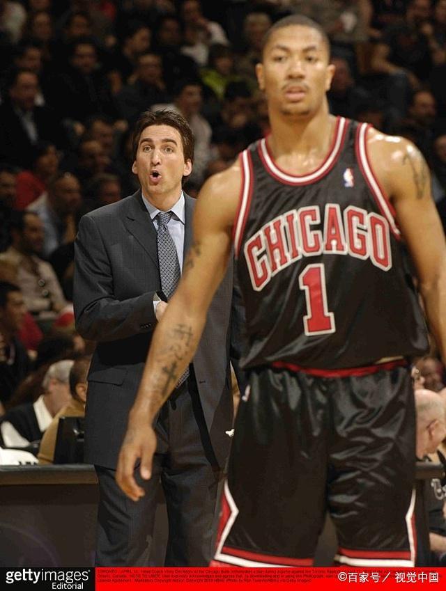 浓眉昨日复出，独行侠对阵湖人防守效率135.8赛季最差（浓眉复出之战，湖人对独行侠防守效率135.8创赛季最差）